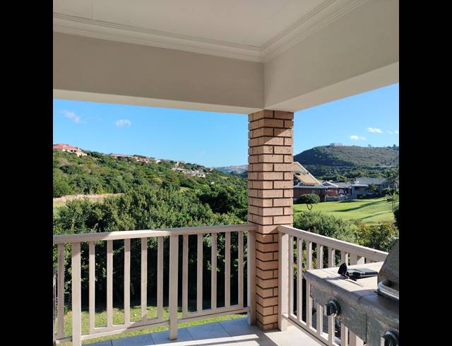4 BEDROOM FREESTANDING FOR SALE IN DOLPHIN CREEK GOLF ESTATE